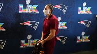 Mack Hollins llegó vestido al Super Bowl LX como Hannibal Lecter