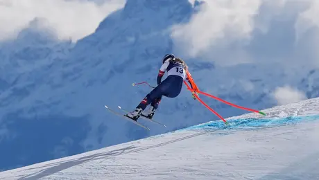 Lindsey Vonn sufre fractura compleja de tibia que requiere múltiples cirugías tras caída en Milano-Cortina 2026