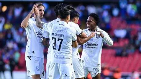Querétaro sorprende y vence a León para conseguir su primer triunfo en el torneo