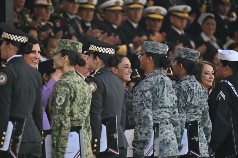 Durante el evento se destacó el creciente papel de las mujeres dentro del Ejército, la Fuerza Aérea y la Marina./ X:@heraldodemexico