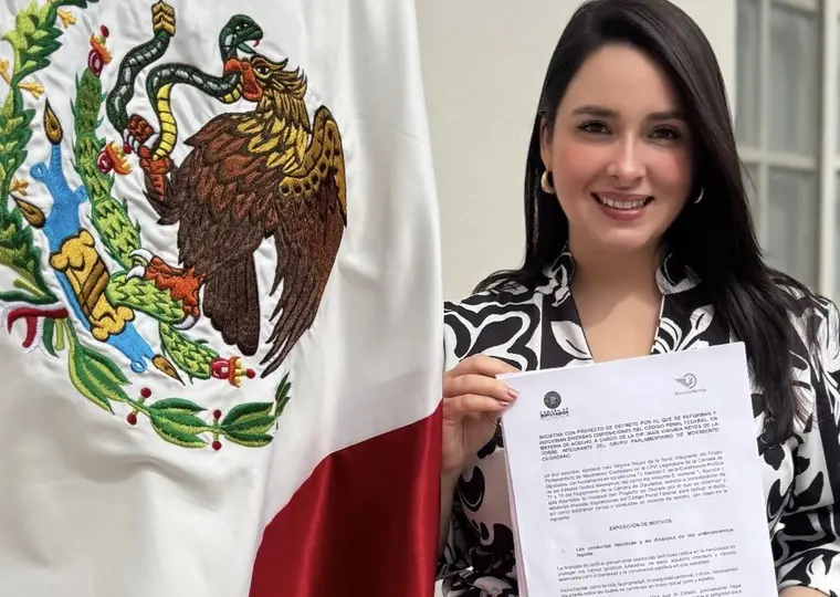 La iniciativa propone sancionar conductas como persecución, vigilancia o contacto constante que generen miedo en la víctima./ RS