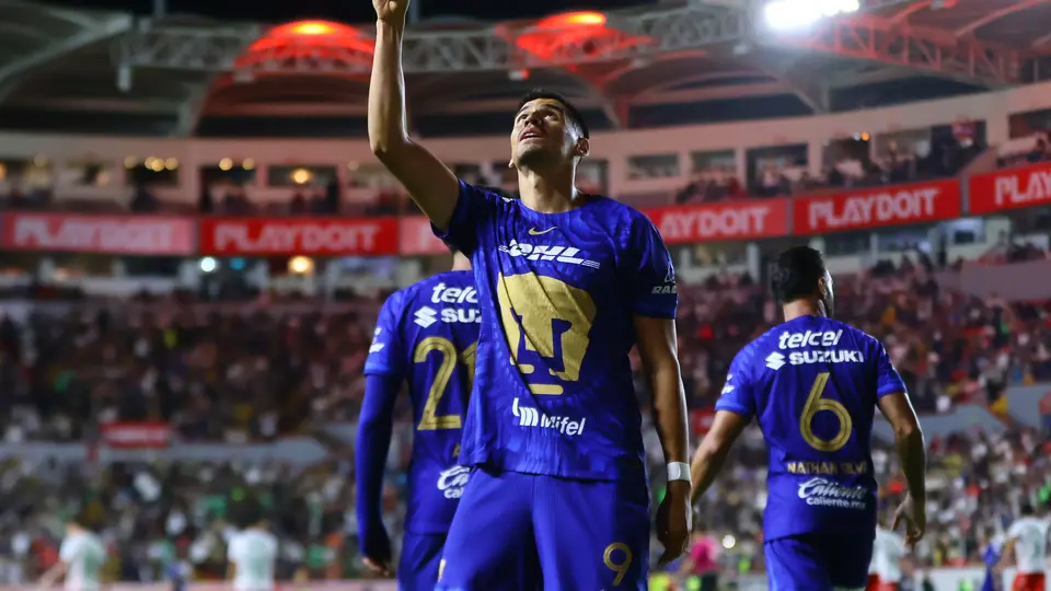 Guillermo Martínez festa gol con Pumas I IMAGO7