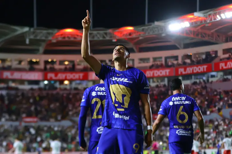 Guillermo Martínez festa gol con Pumas I IMAGO7