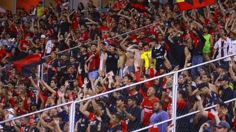 La afición rojinegra espera por una pronta resolución | MexSport