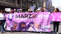 Marcha del 8M en CDMX 2026 reúne a miles de mujeres rumbo al Zócalo en una histórica movilización