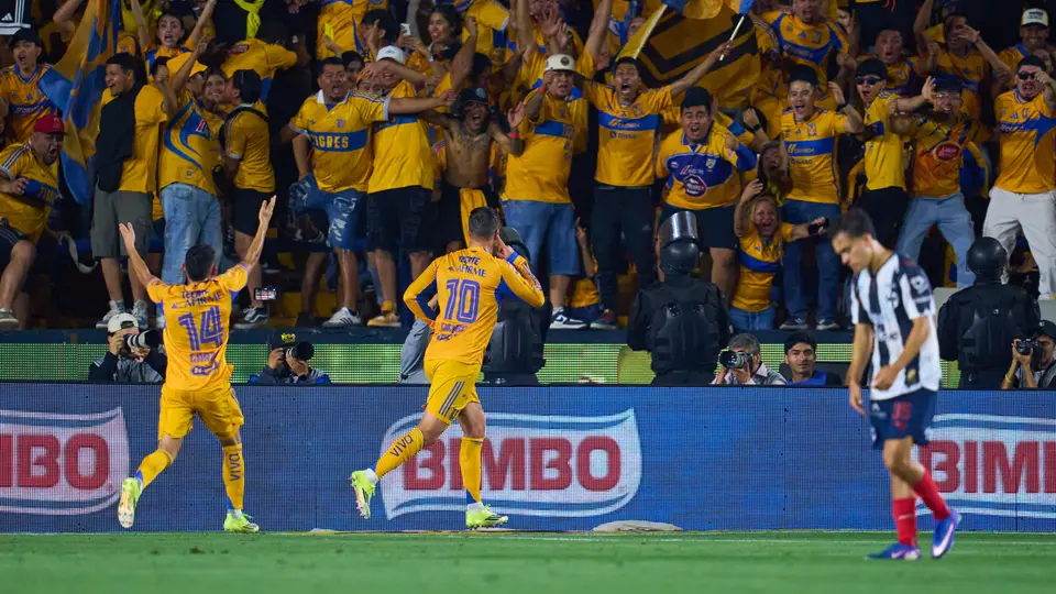Gignac celebrando su gol con Tigres I IMAGO7