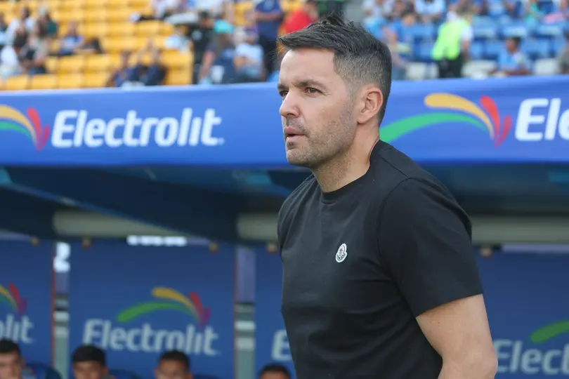 Nicolás Larcamón, entrenador de Cruz Azul | IMAGO7