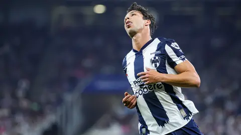 Óliver Torres, de Rayados, en partido del Clausura 2026 ante León | IMAGO7