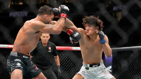Raúl Rosas Jr. en su pelea co estelar de Las vegas I AP