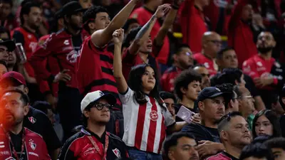 Aficionados de Atlas y Chivas se enfrentaron en estación de transporte público de Jalisco