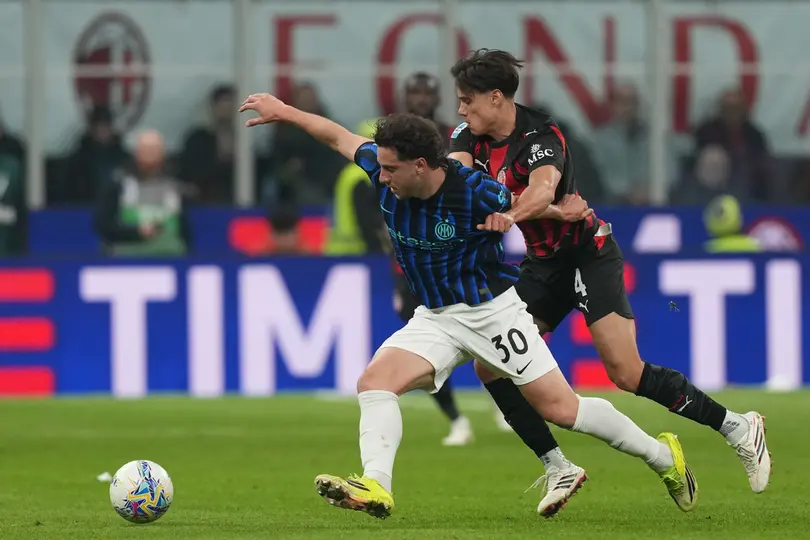 Derby entre AC Milan y el Inter de Milán I AP