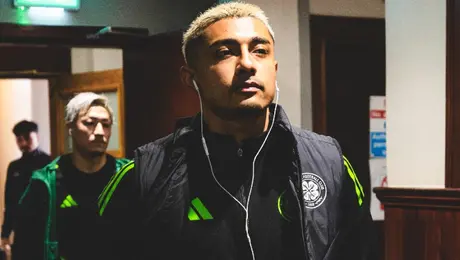 Julián Araujo, por el milagro, se prepara en México para ser convocado por Aguirre