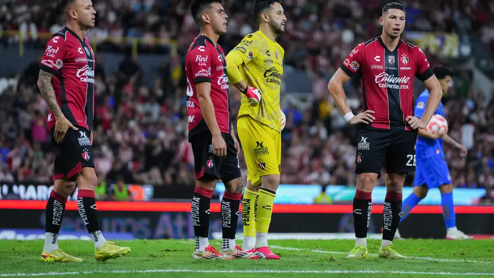 Camilo Vargas y Atlas tras caer ante Chivas en el Clásico Tapatío I IMAGO7