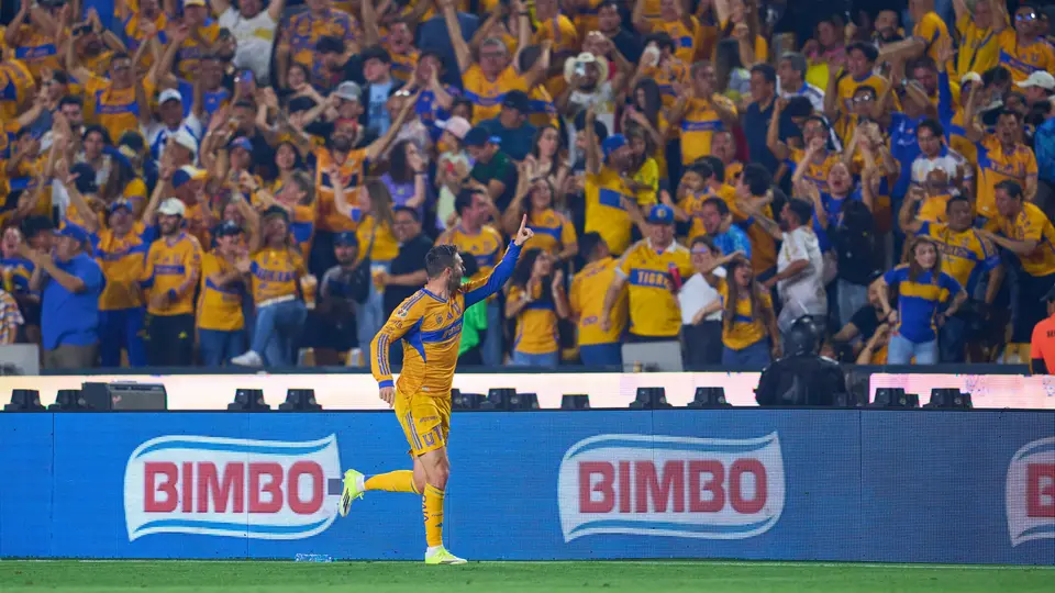 André-Pierre Gignac tras anotar gol con Tigres I IMAGO7