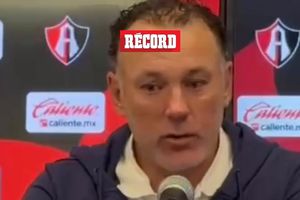 Gabriel Milito revela por qué Hormiga González ya no cobró el segundo penalti ante Atlas