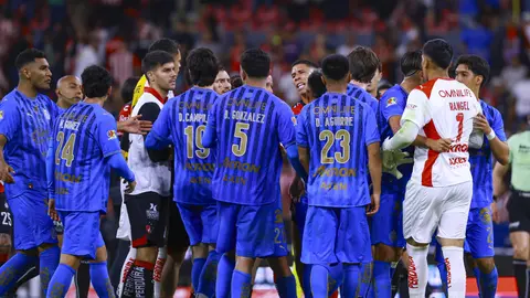 Problemas post partido en el Clásico Tapatío | MexSport