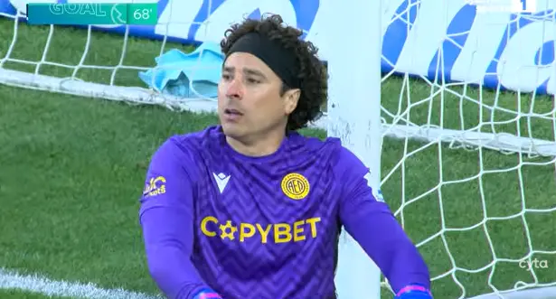 Guillermo Ochoa ante Apollon l CAPTURA