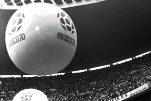 A 92 días del Mundial: Adidas se convirtió en patrocinador oficial de los balones en México 1970, con Telstar