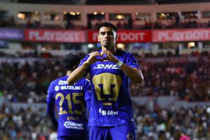 ‘Siempre daré todo por esta playera’: 'Memote' Martínez ilusiona a la afición de Pumas