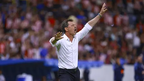 Cocca considera que los penales condicionaron el juego ante Chivas