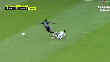 ¡Terrible! Jugador de Independiente del Valle, de Ecuador, sufre escalofriante lesión