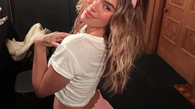 Karol G revela temor a perder su visa por hablar de ICE en sus conciertos