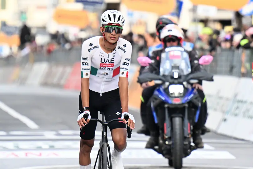 Isaac del Toro durante la Milan-San Remo 2026 | MEXSPORT