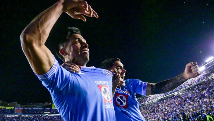 Ángel Sepúlveda y 'Toro' Fernández en celebración ante Tijuana en el Apertura 2024 | IMAGO 7