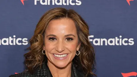 ¿Quién es Dianna Russini, la periodista de la NFL vista con el entrenador Mike Vrabel?