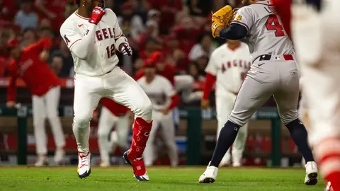 Reynaldo López y Jorge Soler protagonizando la pelea entre Braves y Angels l AP