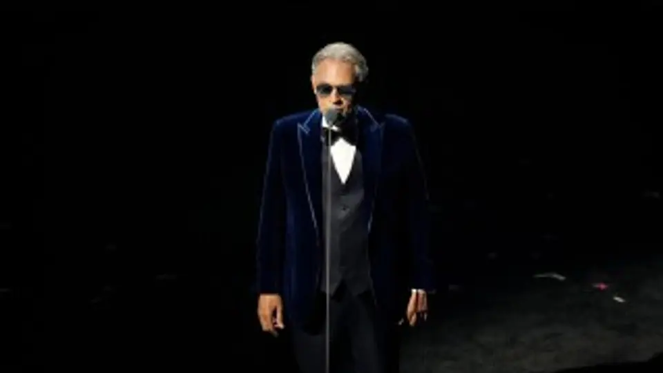 Andrea Bocelli en el Zócalo con Ximena Sariñana y Los Ángeles Azules concierto gratis en CDMX