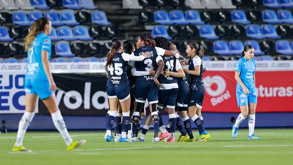 Jugadoras de Pachuca en celebración ante Rayadas de Monterrey en la Semifinal del Clausura 2026 de la Liga MX Femenil | MEXSPORT