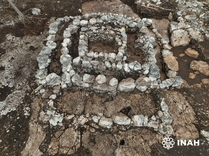 El INAH informó que la estructura será preservada mientras continúan las investigaciones en la zona. / INAH