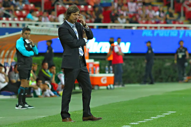 Matías Almeyda con Chivas en la Liga MX | IMAGO 7