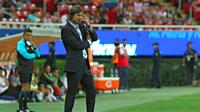 Matías Almeyda con Chivas en la Liga MX | IMAGO 7