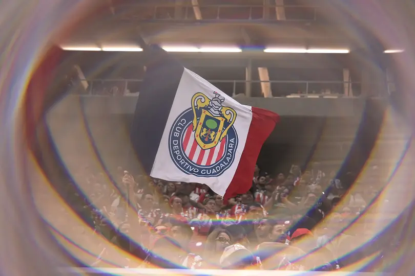Bandera de Chivas en el Estadio Akron en un partido de la Liga MX | IMAGO 7