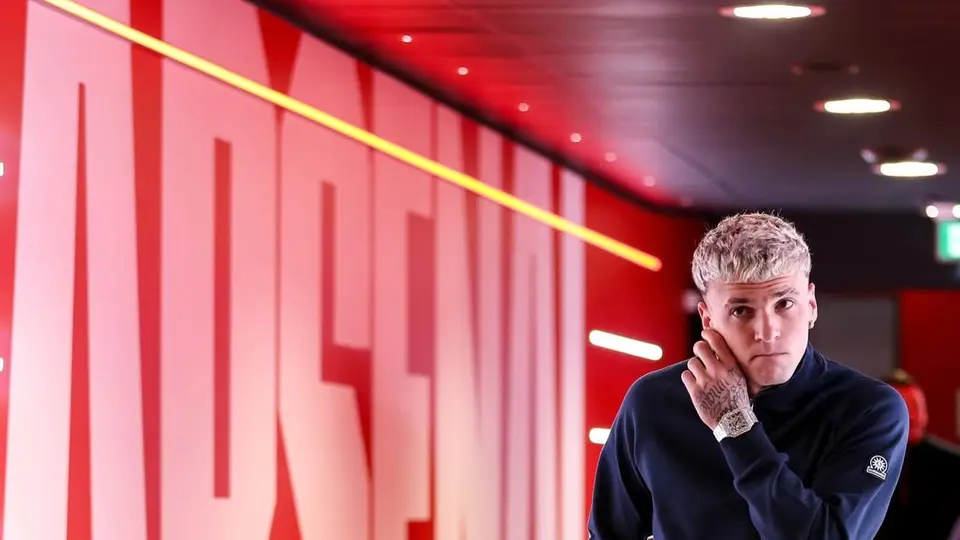 El Bournemouth separa a Alex Jiménez del plantel tras polémica en redes sociales