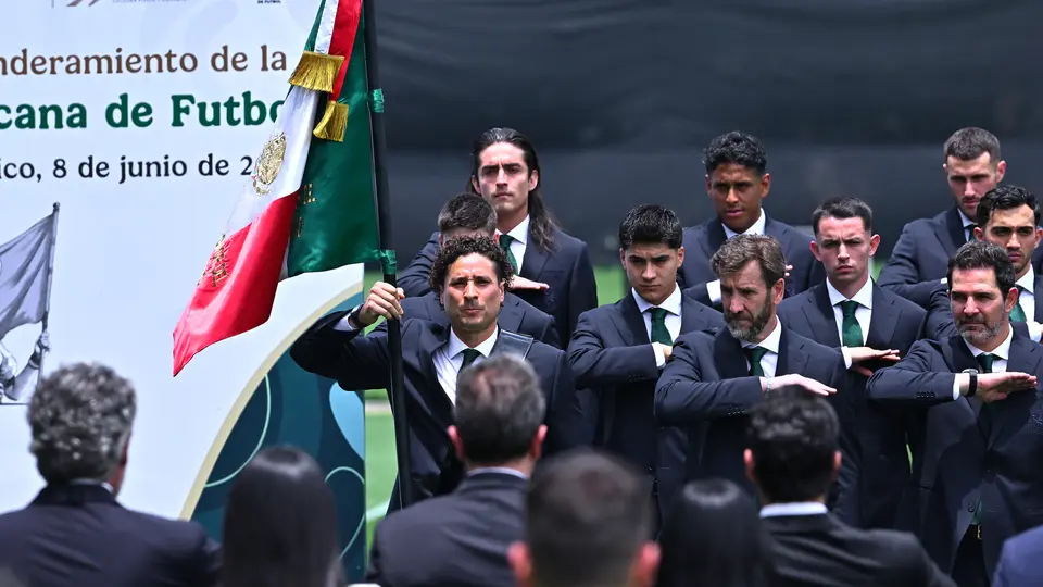 Claudia Sheinbaum abandera a la Selección Mexicana rumbo al Mundial 2026