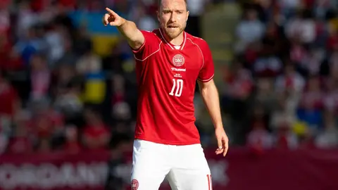 Christian Eriksen afirma estar bien, tras recibir el alta médica luego del susto vivido ante Ucrania