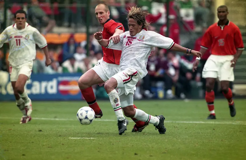 Luis Hernández, en 1998 | MEXSPORT