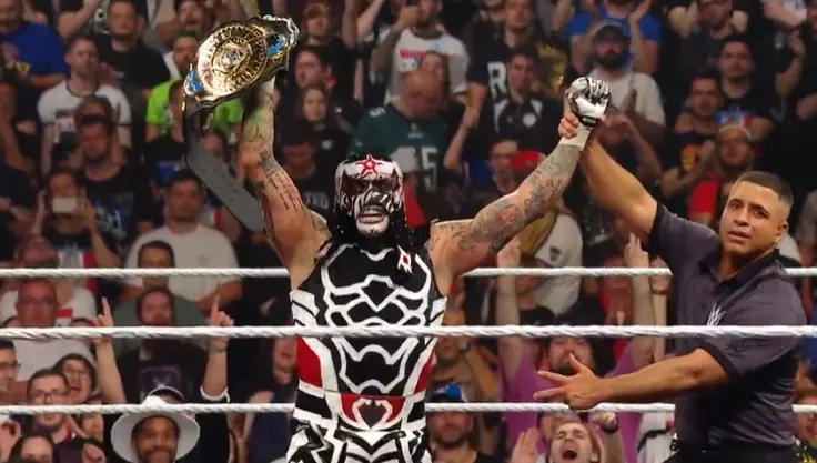 Penta retiene su Campeonato IC ante Rey Mysterio | CAPTURA DE PANTALLA WWE