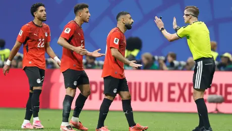 Egipto presenta queja ante la FIFA por el arbitraje en la derrota frente a Argentina