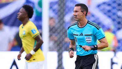 César Ramos sigue 'vivo' en el Mundial: no está entre los árbitros que cortará FIFA tras Octavos