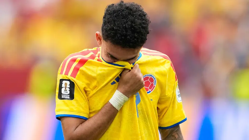 Luis Díaz en lágrimas tras caer ante Suiza | AP