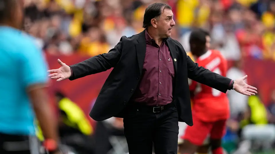 "Generamos mucho y no convertir se paga", Lorenzo tras la eliminación de Colombia