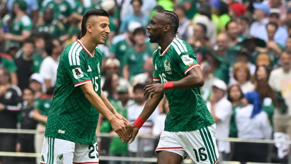 Roberto Alvarado y Julián Quiñones brillaron en el Mundial | MEXSPORT