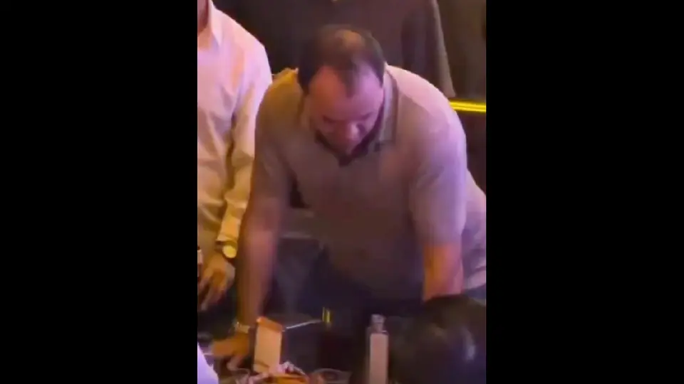 A ritmo de reguetón, el legislador la estaba pasando muy bien / Especial