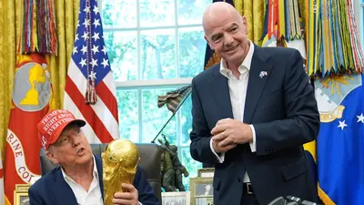 Diputados en la UE piden investigar a Gianni Infantino por relación con Donald Trump