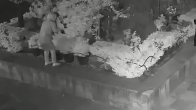 Capturan a presunto ladrón por robo de esculturas de bronce en iglesia de CDMX