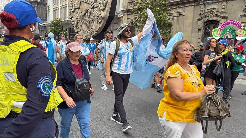 Muchos de los turistas en la CDMX extendieron su visita hasta cuatro semanas más / FB: @PoliciaCDMX